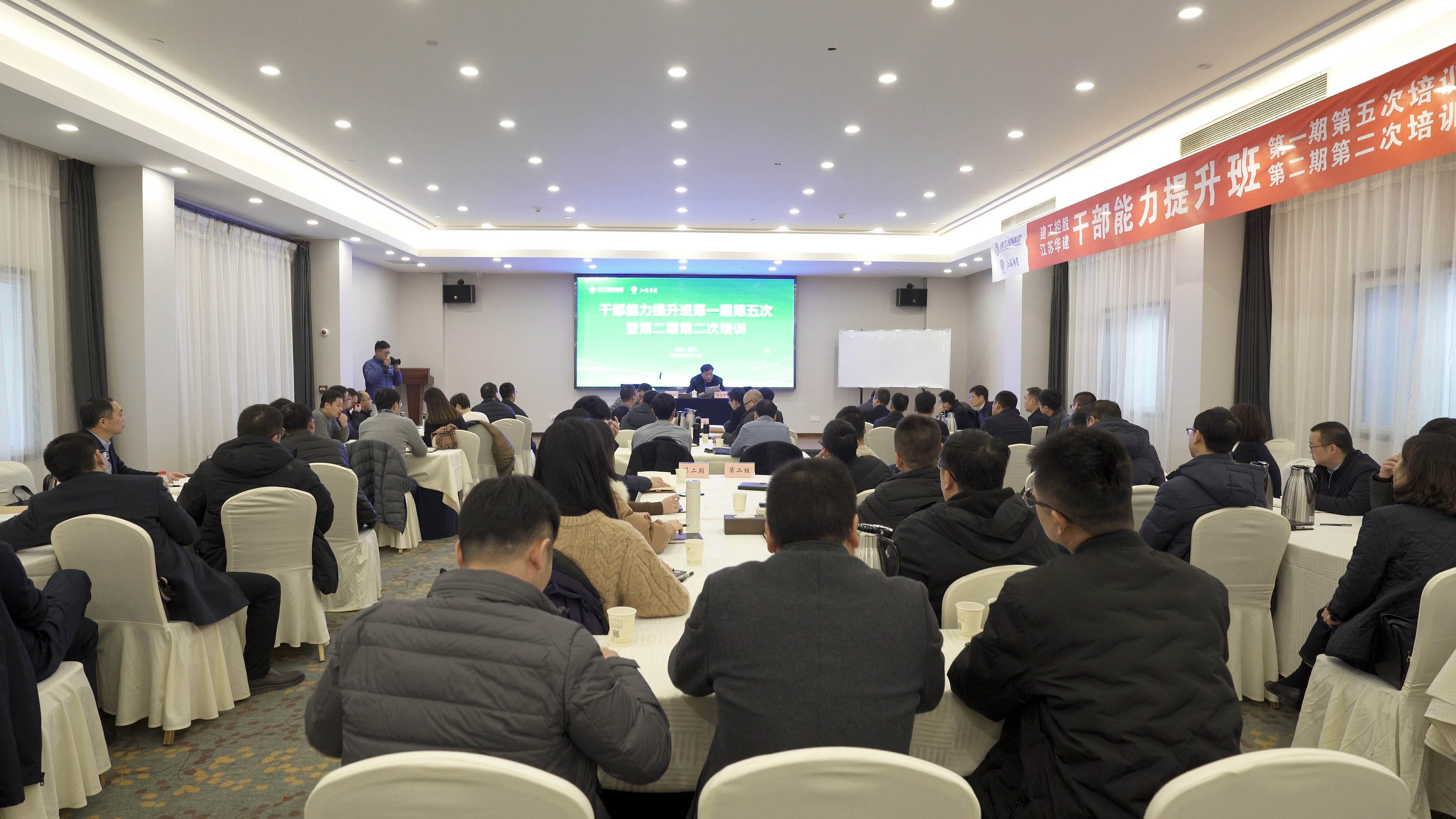 1675675574493485.jpg C0009_0001.jpg